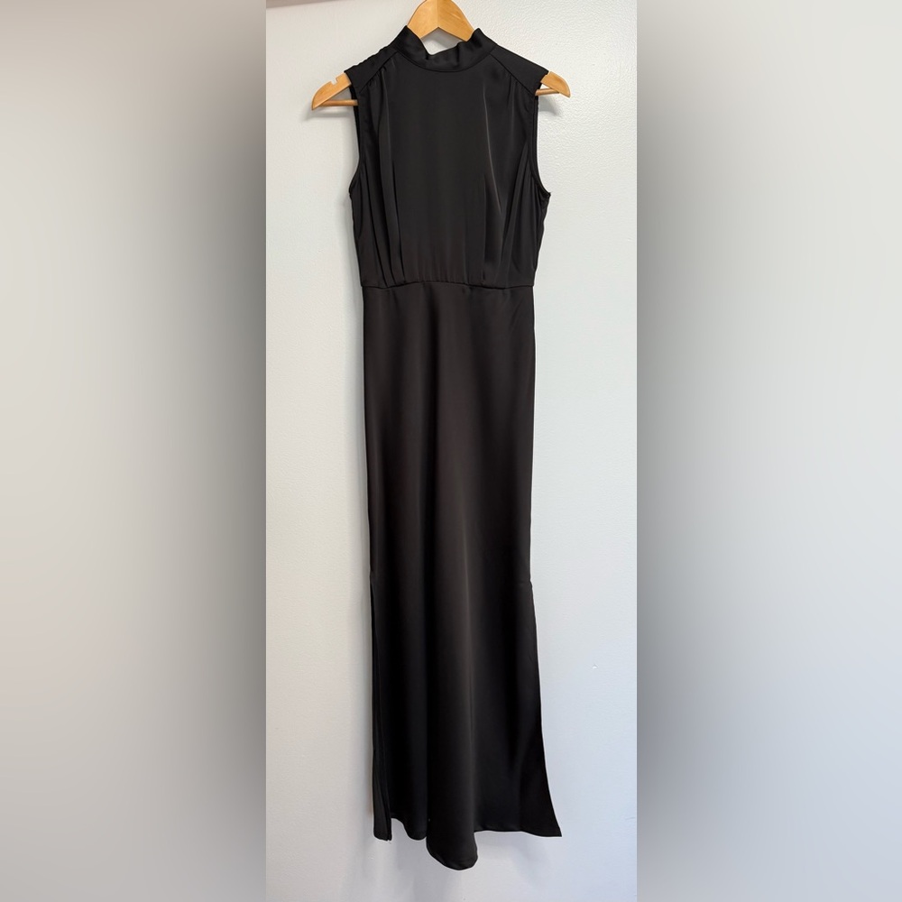 Elegant Black Maxi Dress